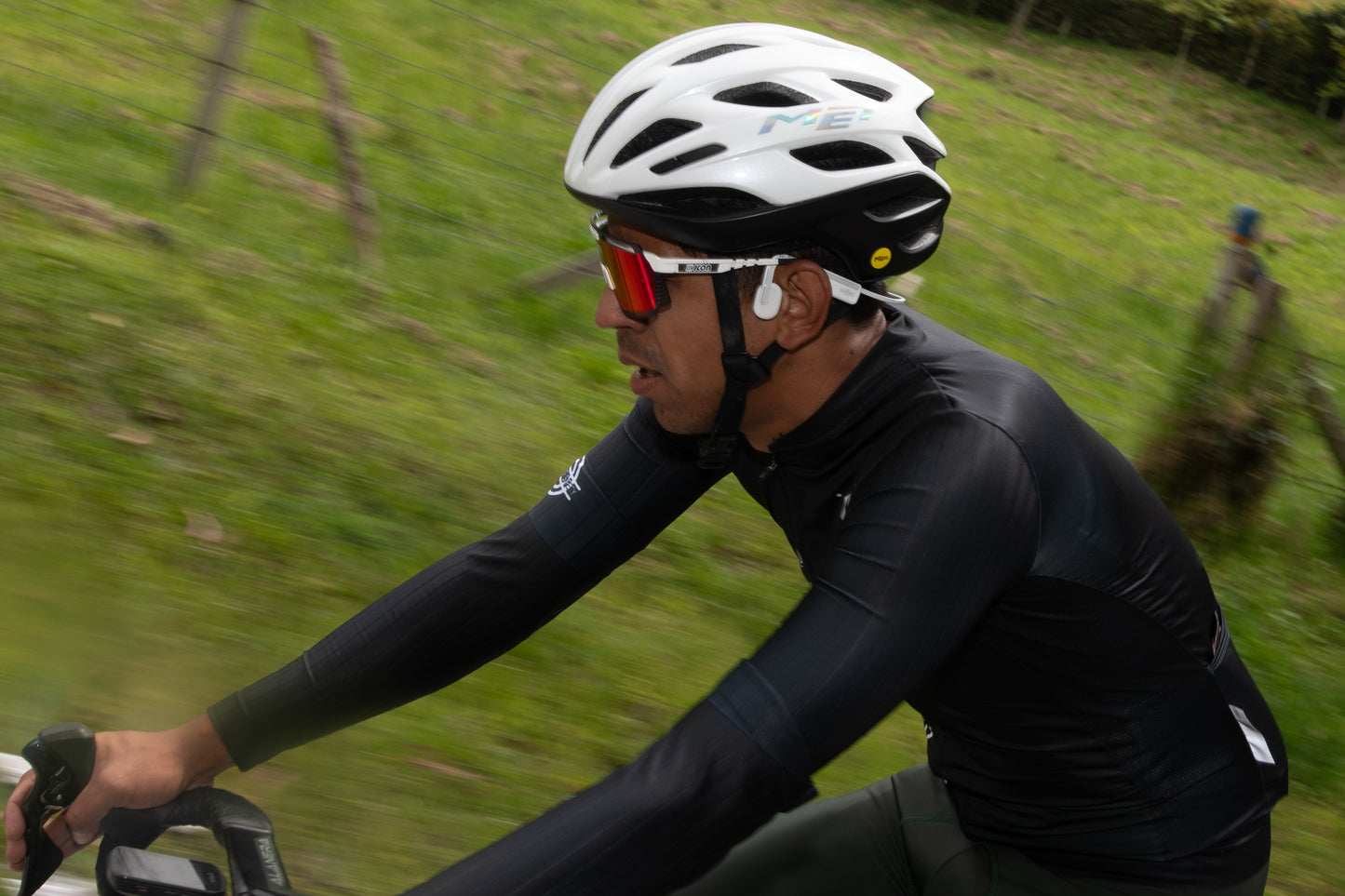 Mangas acanaladas BOA Negras