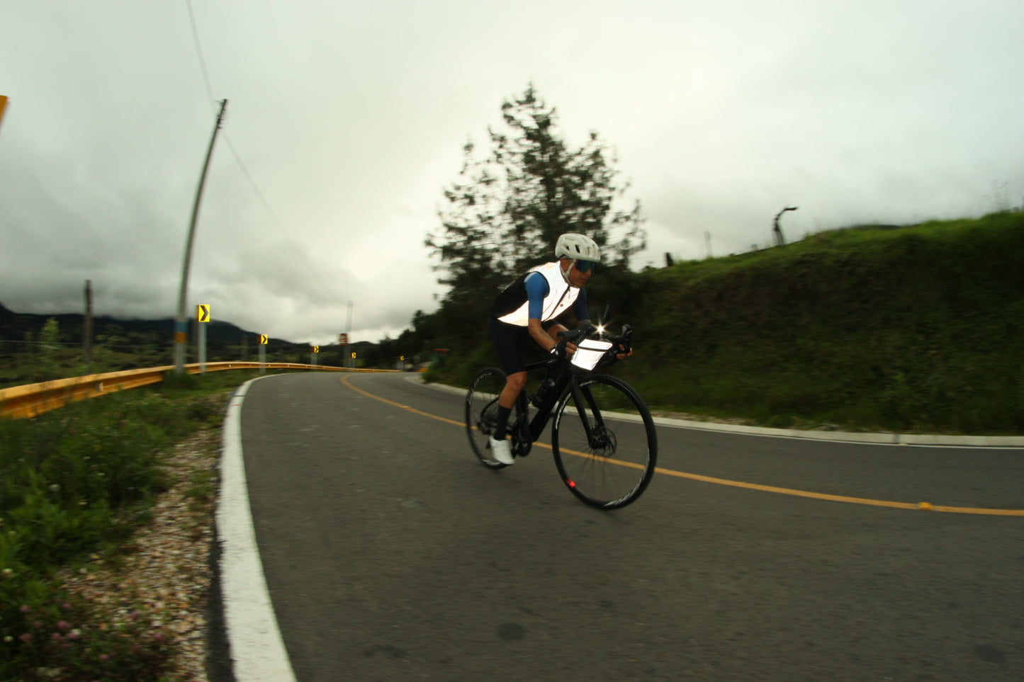 Morral reflectivo Alforja